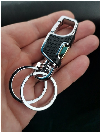 Брелок-карабін для ключів Omuda A3718 метал Чорний