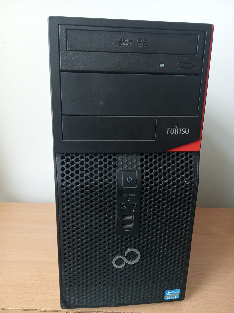 Комп'ютер для роботи та дому з Європи Fujitsu Esprimo P410 E85+ i3-3240/ 4 ГБ socket 1155