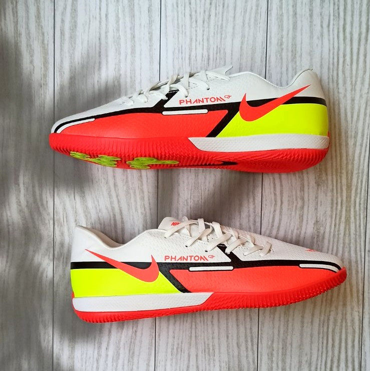 Nike phantom pro deals ic