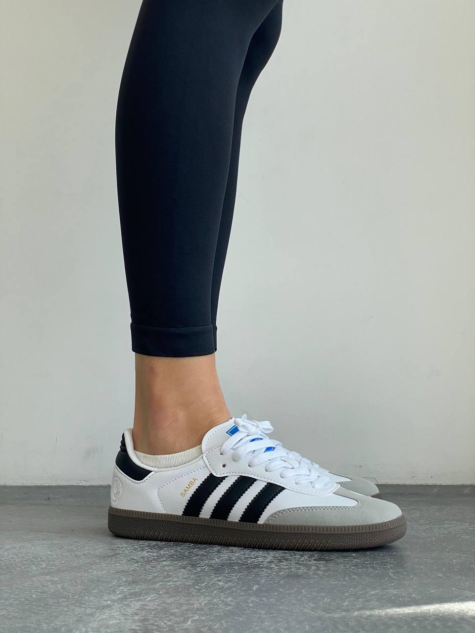 Модні кросси для чоловіків і жінок Adidas Samba. Стильні унісекс кроссівки Адідас Самба.