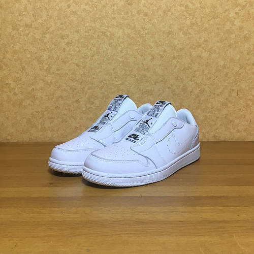 Nike air jordan 1 low slip white hot sale