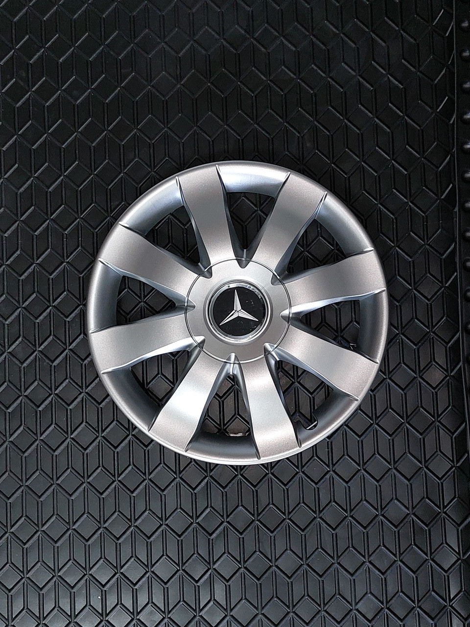 Ковпаки на колеса r15 на Mercedes / Мерседес SKS 323