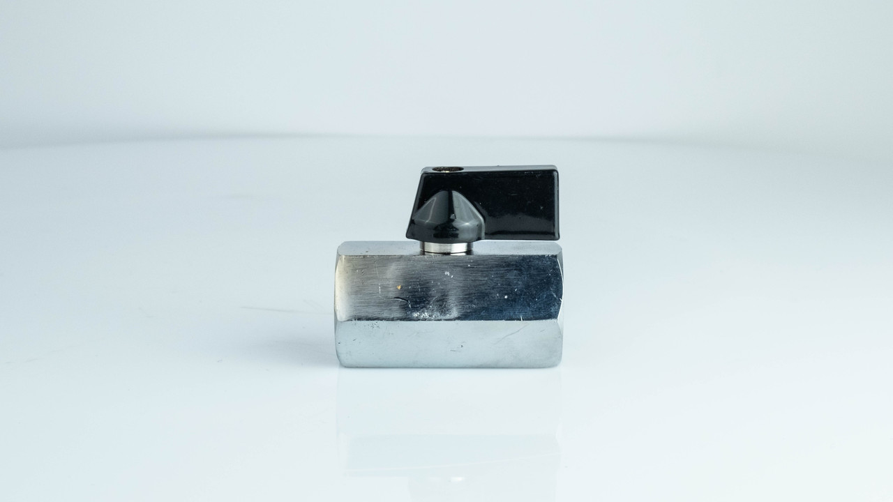 Кран A303/4