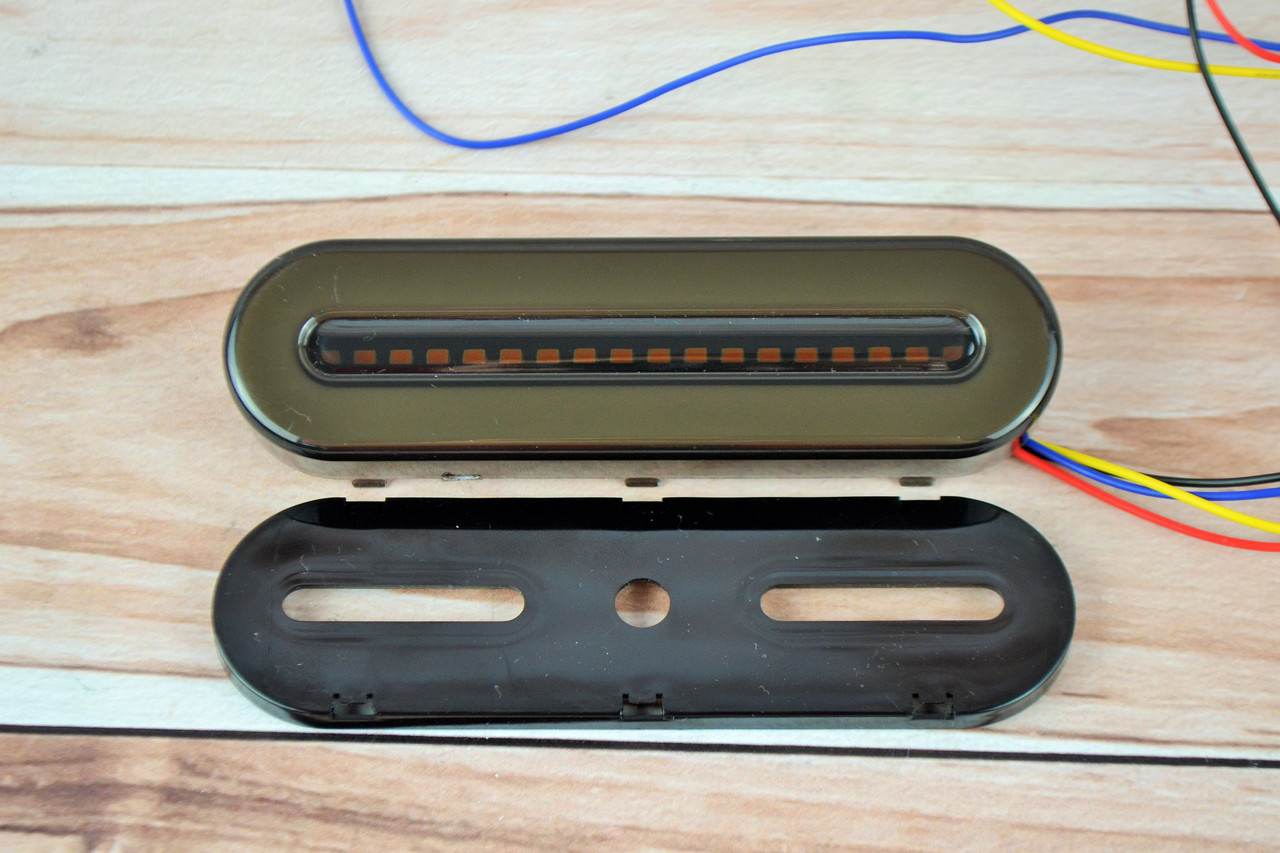 Ліхтар LED задній до Автомобільної техніки, вантажівок, Біжить поворот, 12-24вольт, фото 1