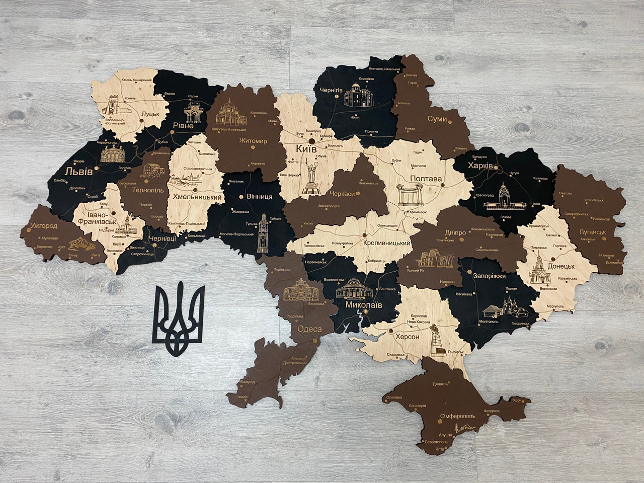 Деревянная многослойная карта Украины "Латте макиато" Travel, 70×47 см "Lv" - фото 1 - id-p1861530599