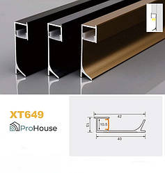 Алюмінієвий плінтус XT649