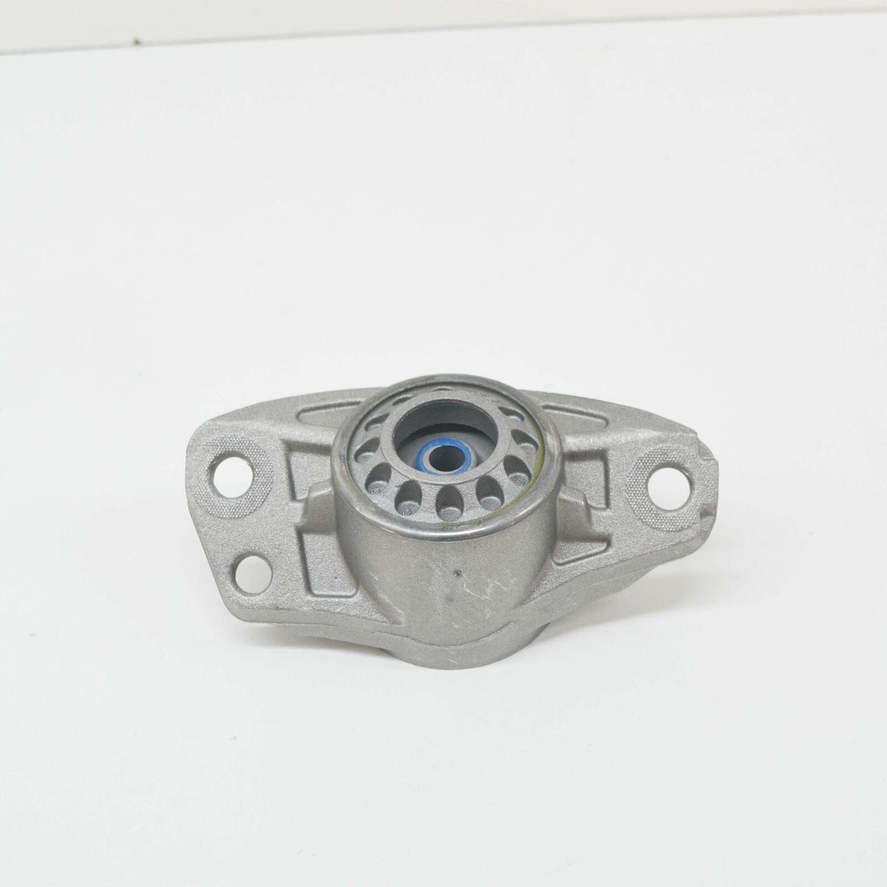 Опора амортизатора заднього VAG: Audi: Q3; Volkswagen: CC, Passat, 3C0513353E