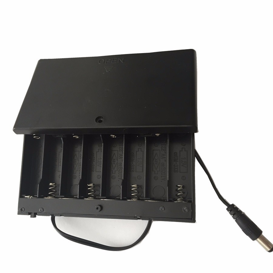 Відсік для батарей 8х АА 12V з кришкою, перемикачем та роз'ємом  5,5*2,1 мм