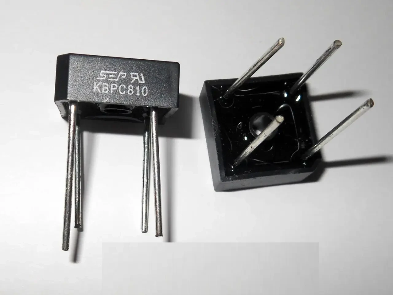 Діодний міст горизонтальний BR 810(=KBPC810)