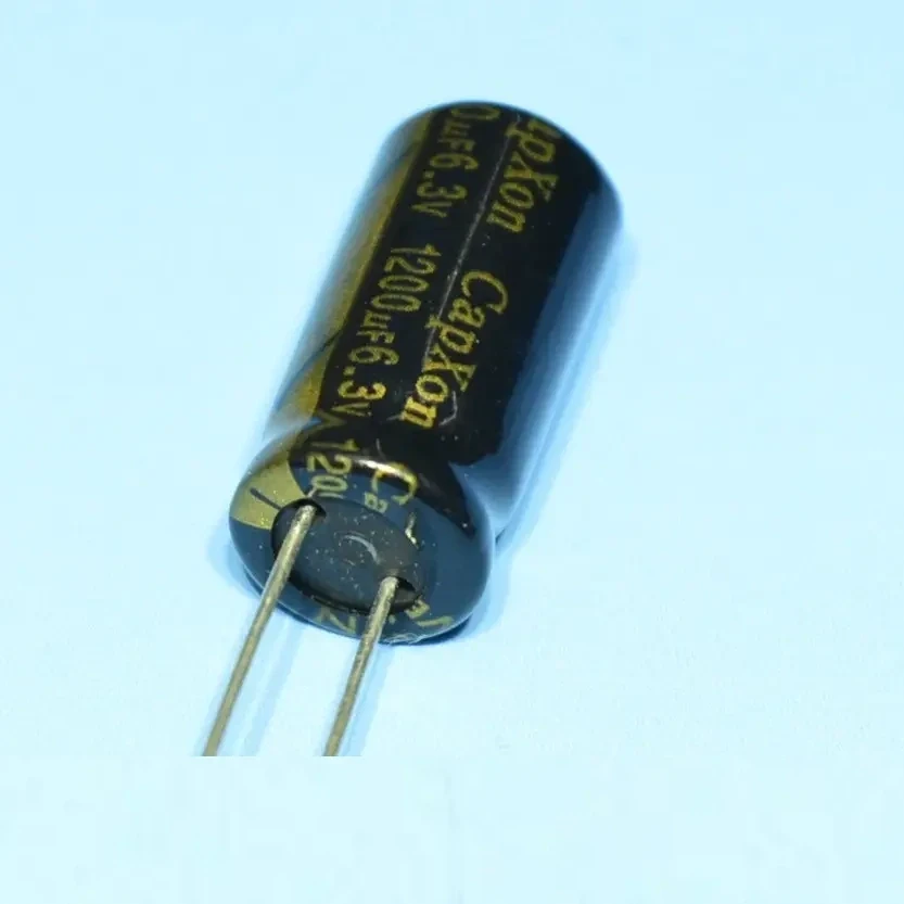 Конденсатор комп'ютерний 1200мкФ х  6.3В(105*)