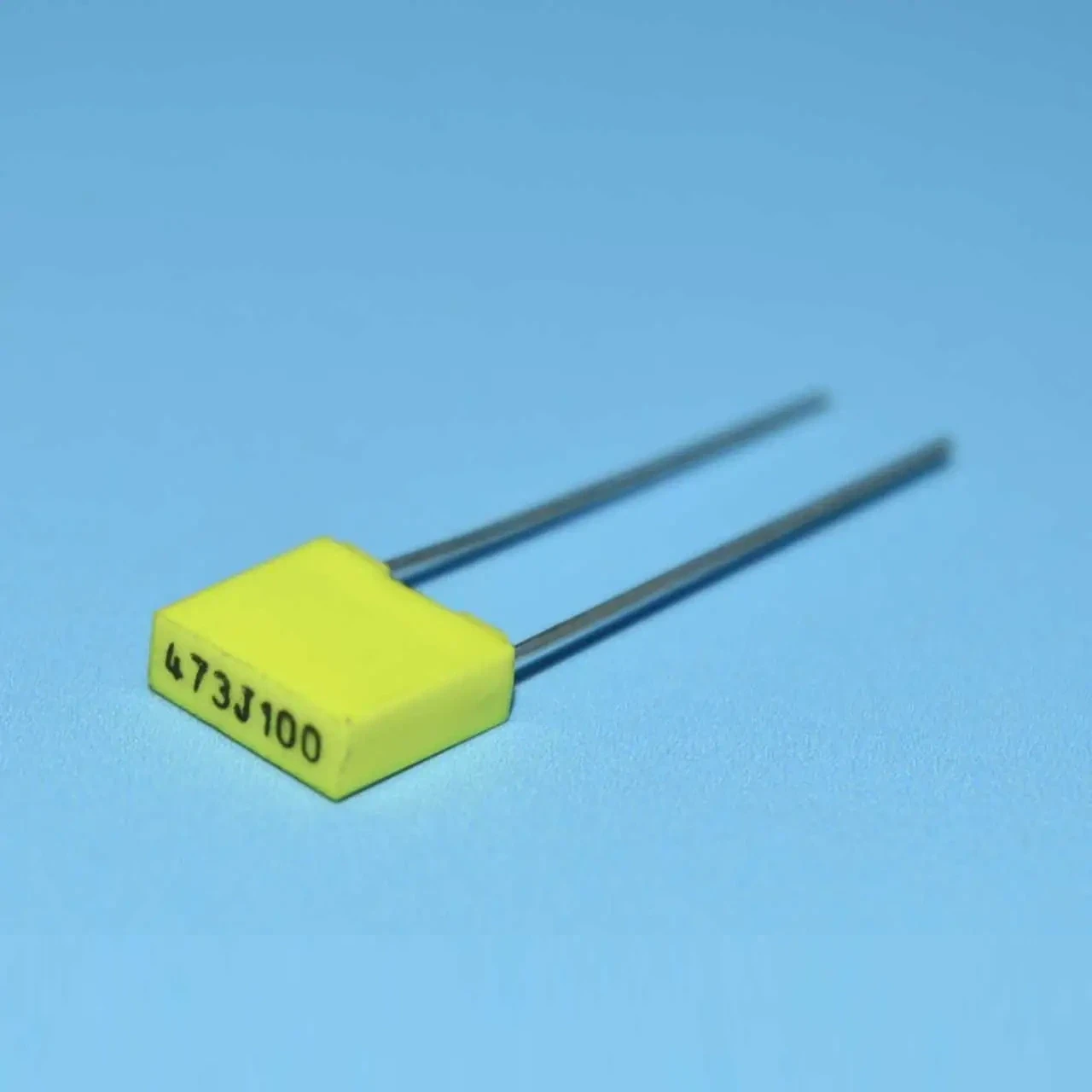 Металоплівковий конденсатор 0,0047 МкФ, 5%, 100V