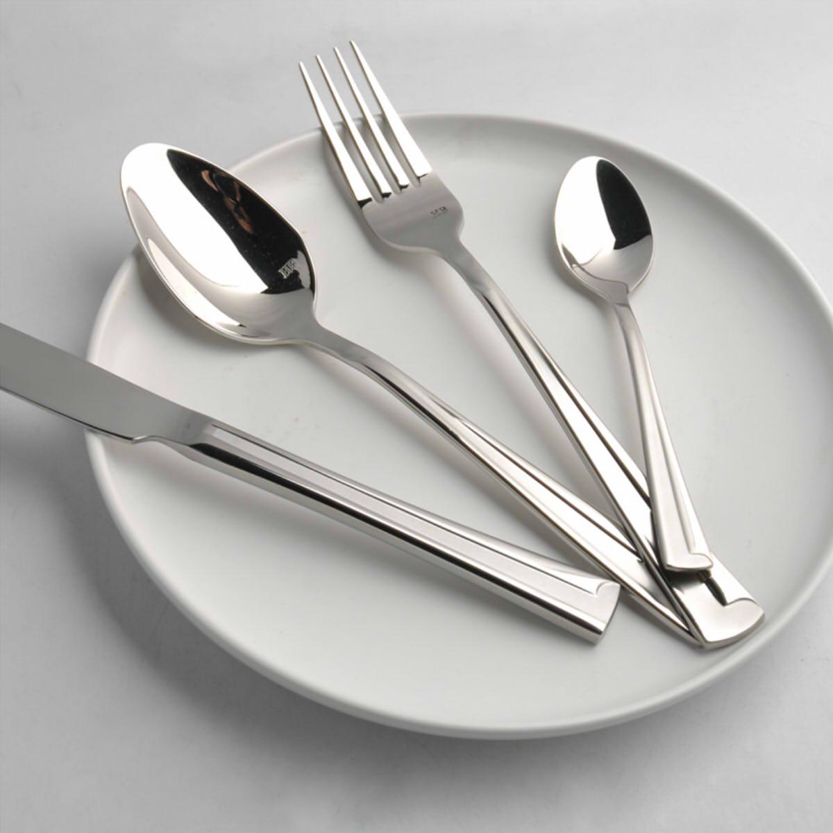 Столове приладдя A-PLUS 16 предметів (3084)