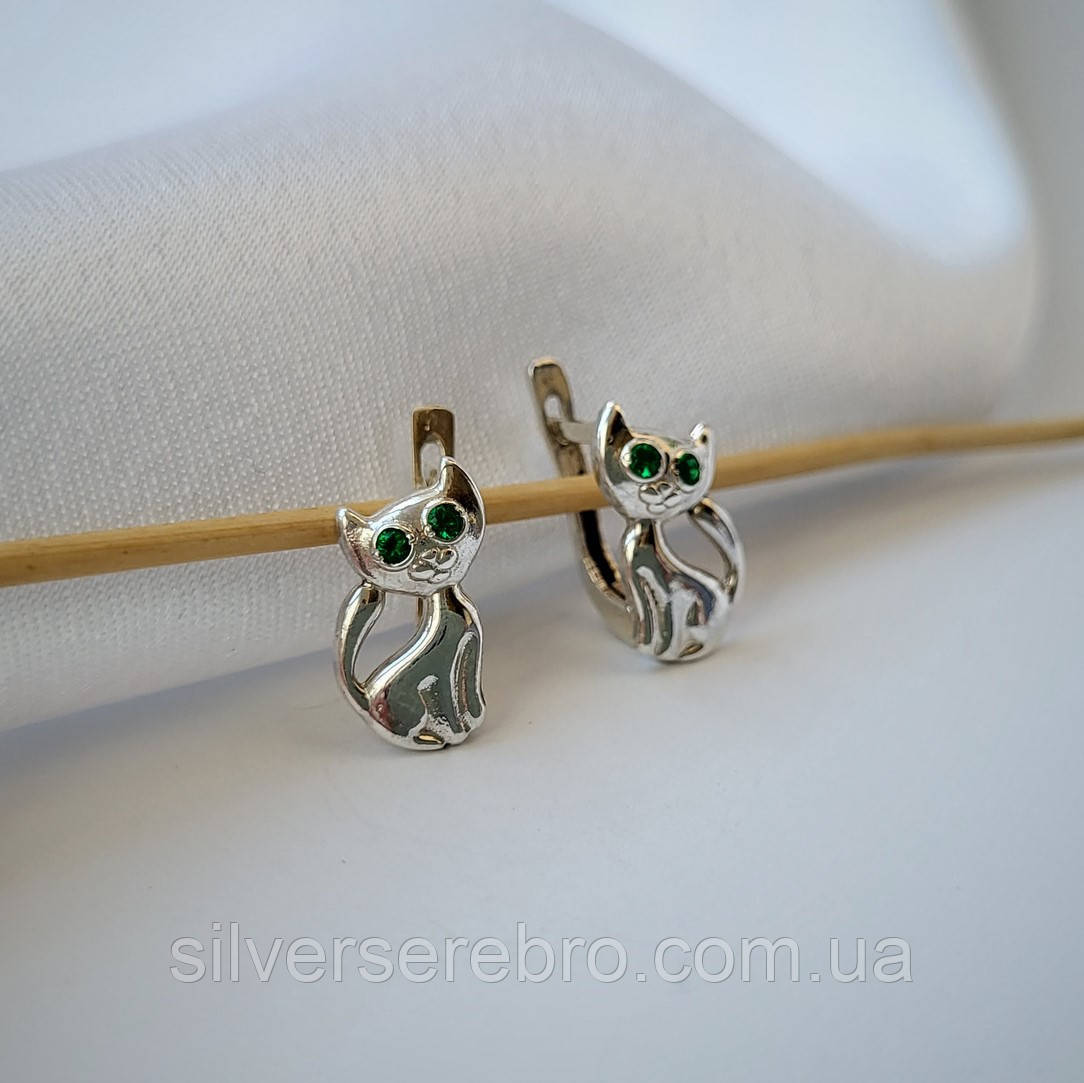 Срібні сережки (пара) сережки Кіт із зеленими очима срібло 925 проба арт 21501 3.20г