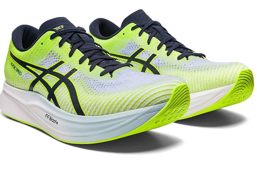 Кросівки для бігу Asics MAGIC SPEED 2 1011B443-300