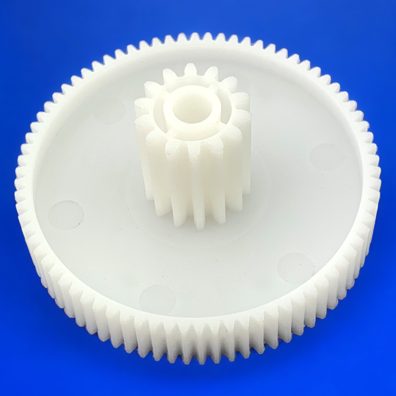 Шестерня середня D=79/24мм для м'ясорубки Geepas, Optima, Sinbo, Mega