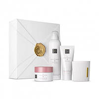 Подарочный набор люксовой косметики и аромасвечи Ritual The Ritual of Sakura Renewing Routine Medium Gift Set