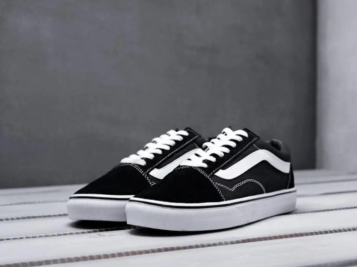 Чоловічі кеди Vans Old Skool чорно-білі
