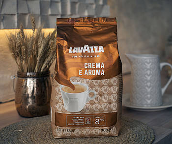 Кава в зернах ☕️ LAVAZZA "Crema e Aroma" 1кг. Італія