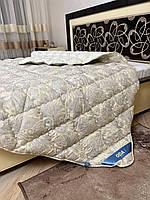 Одеяло холлофайбер в микрофибре зимнее полуторное размер 155*210см бежевого цвета