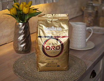 Кава в зернах ☕️ LAVAZZA "Qualita Oro". 1кг. Італія.
