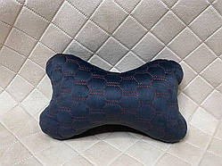 Подушка під голову в машину з Алькантари Lux (штучної замші). Чорні, червоні стільники