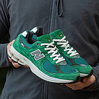 Мужские кроссовки New Balance 2002 Green (зеленые) демисезонные спортивные стильные кроссы замша/сетка И1318