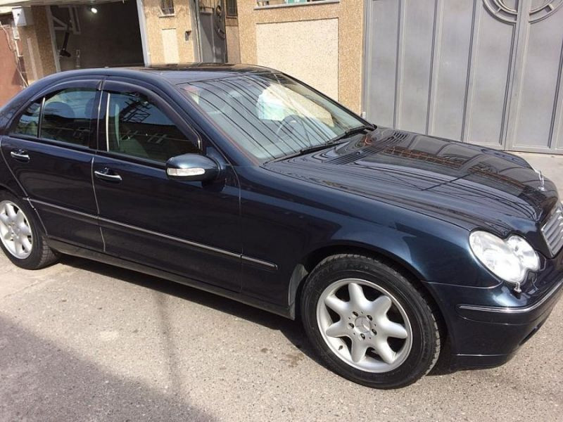 Вітровики, дефлектори вікон Mercedes W203 2000-2006 (Hic)