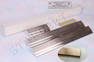 Накладки на пороги Ford FOCUS II 2005-2010 (Nata-Niko)