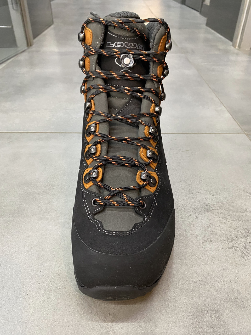 Ботинки трекинговые Lowa Camino GTX 41 р, Черный/Оранжевый (Black/Orange), высокие походные ботинки - фото 5 - id-p1897887213