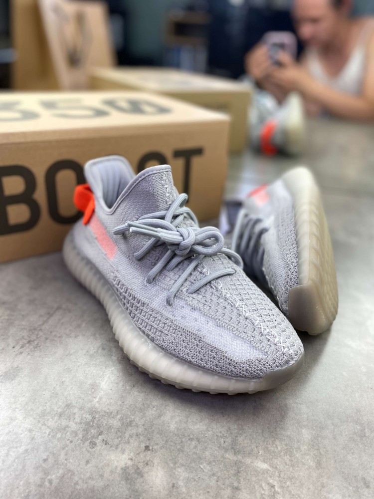 Yeezy 10000 hotsell