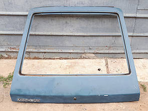 Двері задня ляда кришка багажника Москвич 2141
