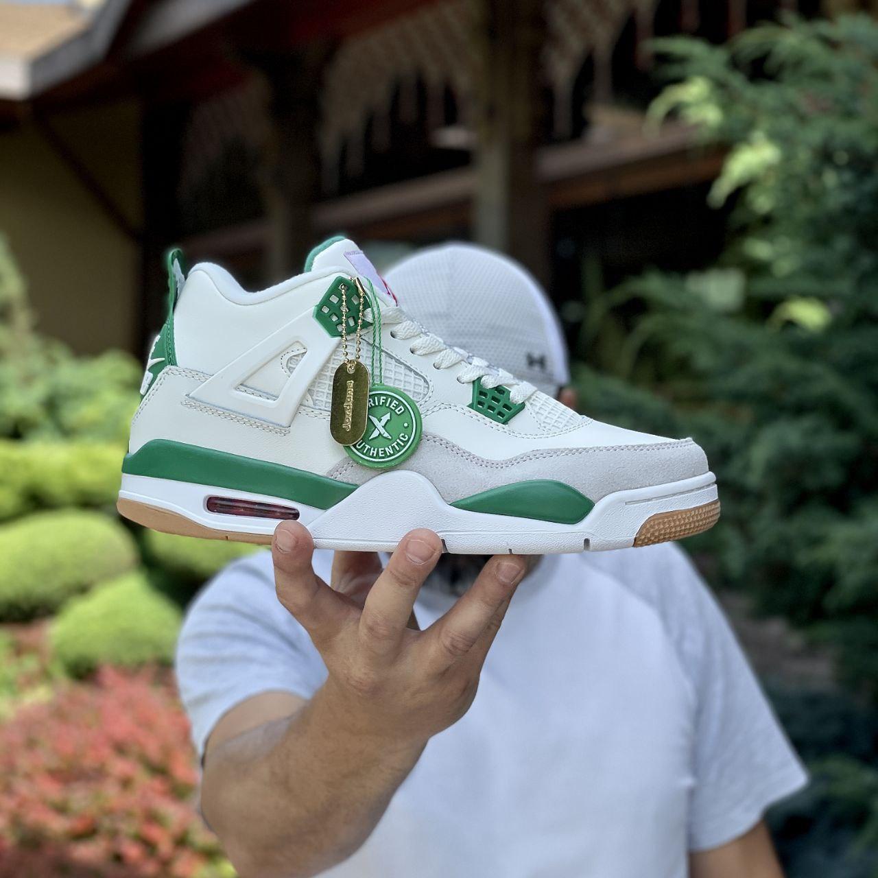 Чоловічі кросівки Nike Air Jordan 4 Retro (білі з зеленим і сірим) низькі спортивні кроси J3575 top