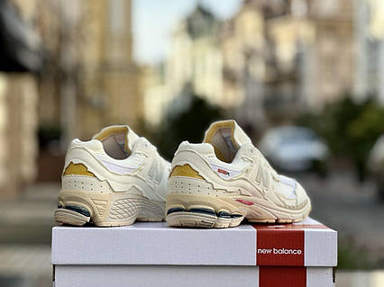 Женские кроссовки New Balance 2002R Protection Pack Sea Salt