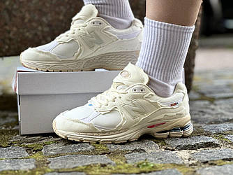 Жіночі кросівки New Balance 2002R Protection Pack Sea Salt Cream (Бежеві) Нью Беланс 2002Р замш сітка демісезон