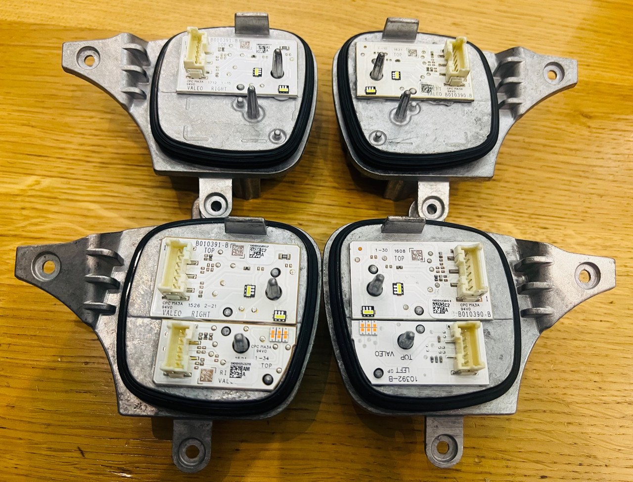 Блок керування LED, контролер NISSAN KOITO 35500-23736 07GY3411531 Infiniti Nissan