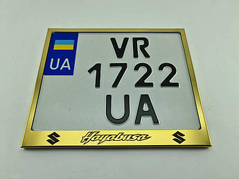 Рамка для монономера Suzuki Hayabusa  gold метал