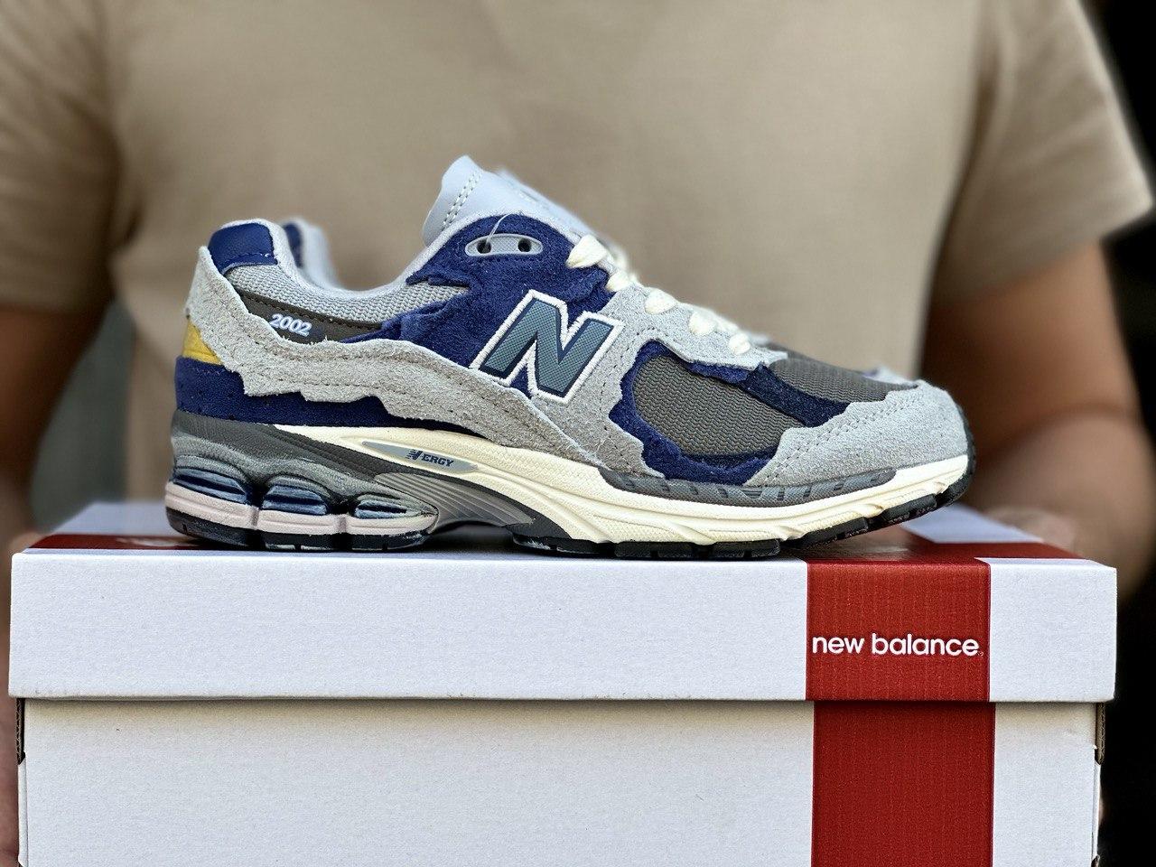 Кросівки чоловічі жіночі New Balance 2002R Protection Pack Dark Navy Сині Нью Баланс 2002Р замш Унісекс