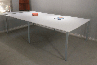 Письменный стол на металлических ножках ПЛ4.61.50-270 на четыре рабочие места