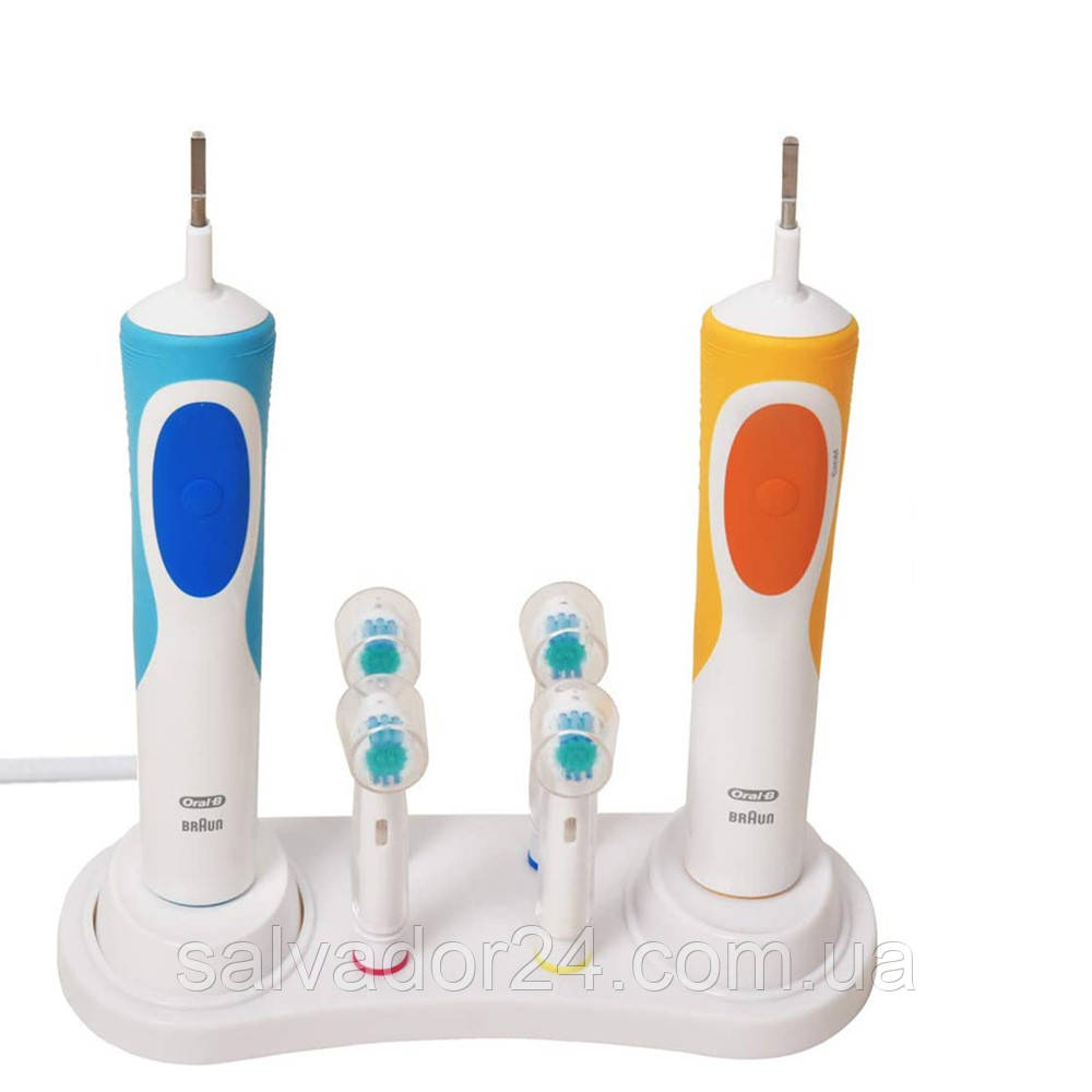 Підставка для зубних щіток і чотири насадок Oral-B