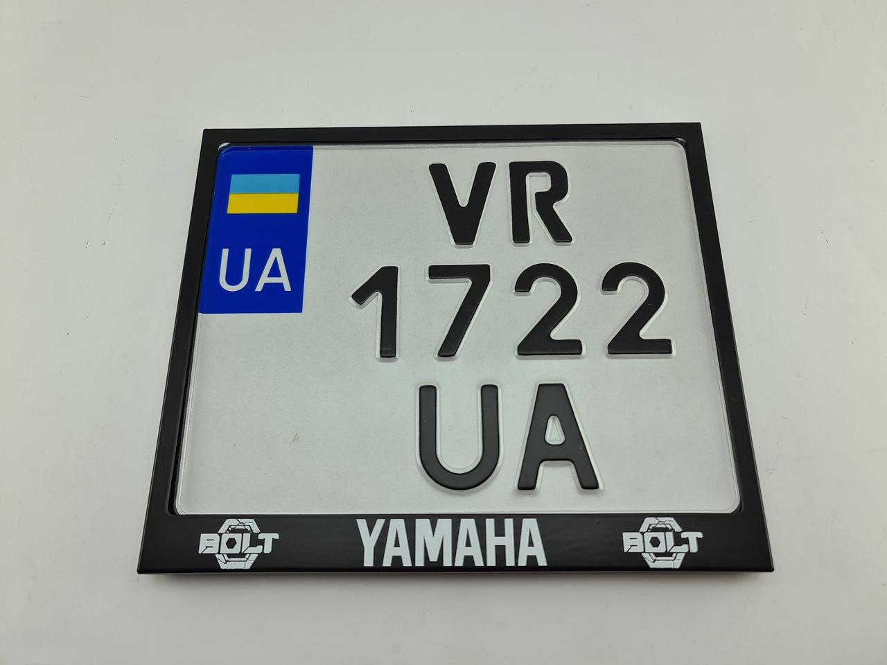 Рамка для монономера Yamaha Bolt black метал