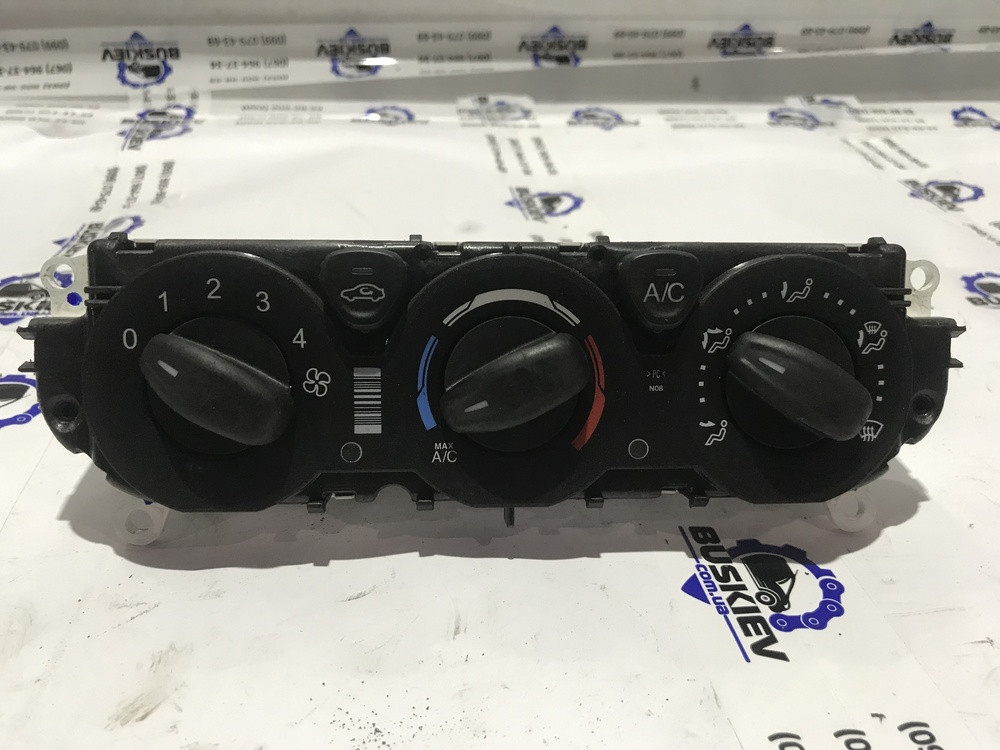 Блок керування клімат-контролем Ford Transit з 2014- рік BK2T-19980-DG