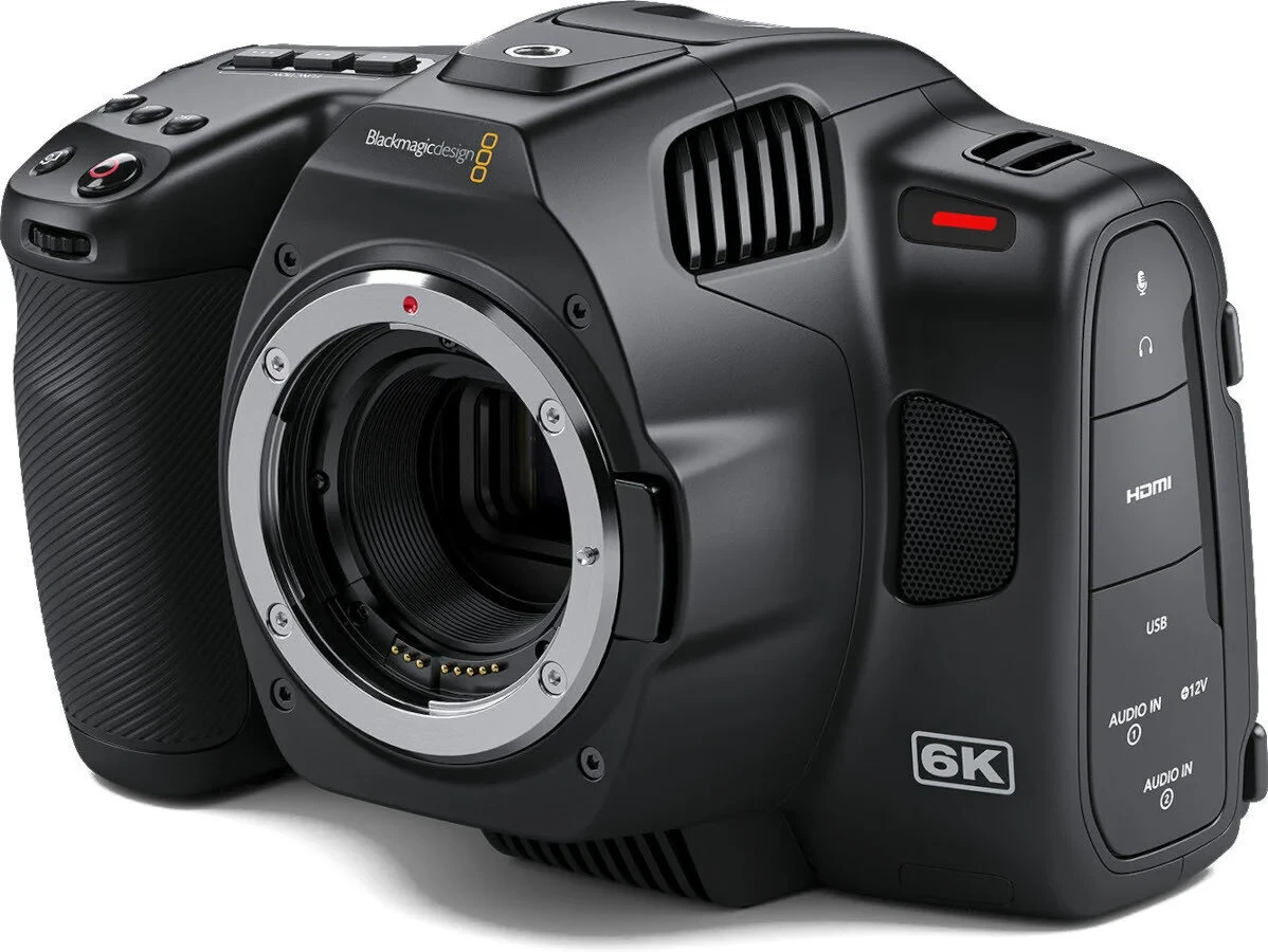 Портативна цифрова відеокамера Blackmagic Pocket Cinema Camera 6K Pro