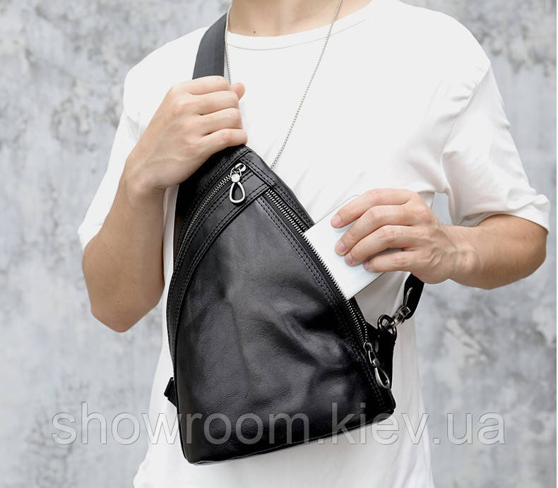 Чоловіча сумка на груди (слінг), бананка Leather Collection (9918)
