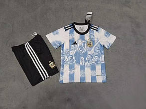 Дитяча форма футбольна Аргентина ТРИ Зірки Adidas Argentina домашня 2022-2023 Катар