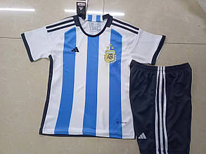 Дитяча форма футбольна Аргентина ТРИ Зірки Adidas Argentina домашня 2022-2023 Катар комплект2