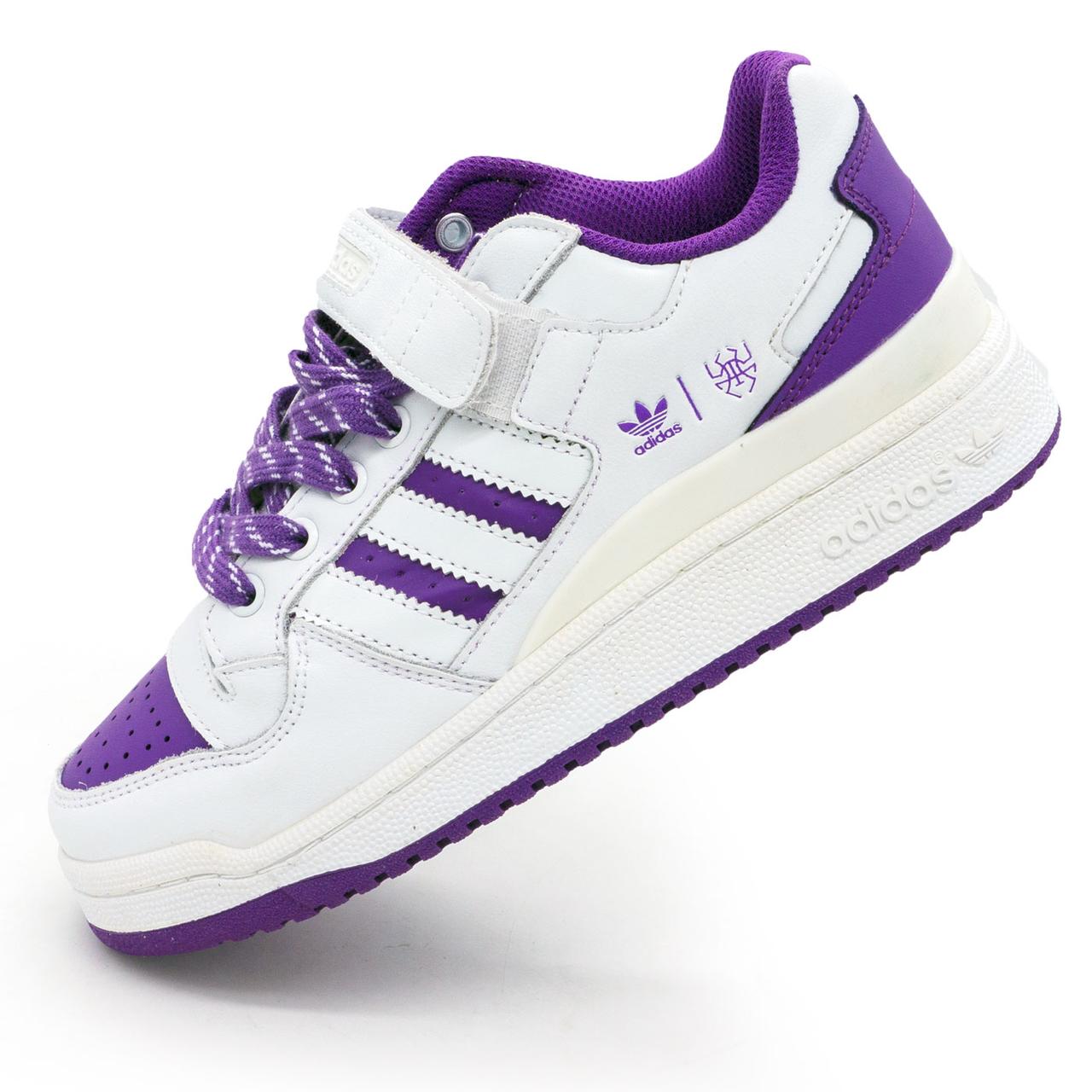 Кросівки Adidas  Forum 84 біло-фіолетові 37. Розміри в наявності: 37, 39, 40.