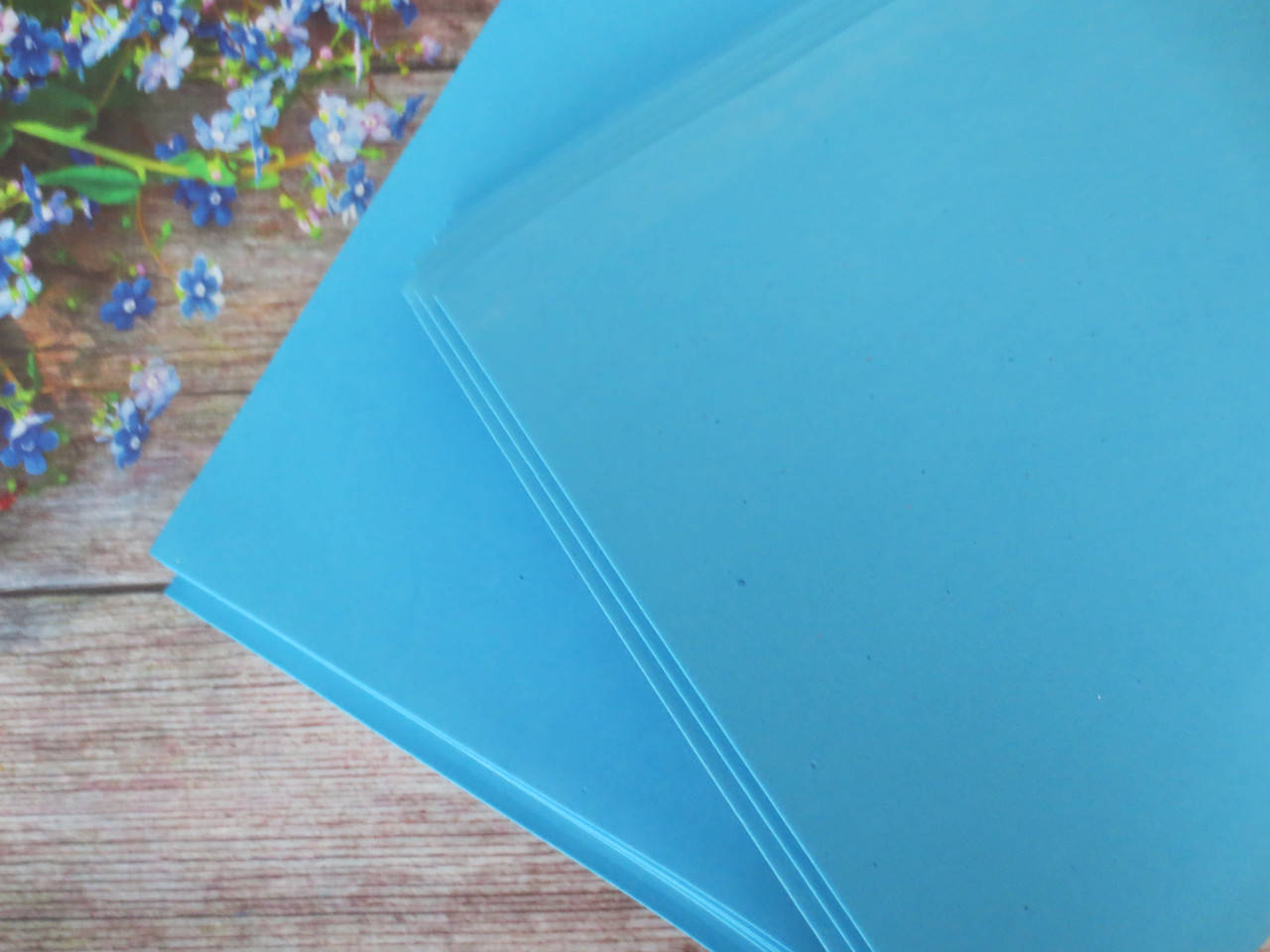 

Фоамиран для ростовых цветов, 2 мм, 50х50 см, цвет ГОЛУБОЙ