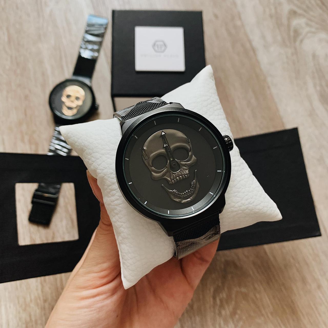 Великі чоловічі металеві наручний годинник з Черепом кварцові чорні в коробці