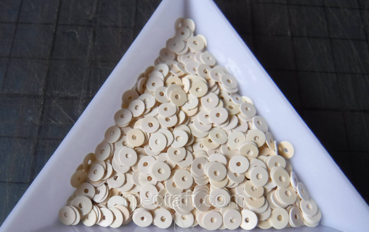 93. Упаковка паєток. Круглі, вершкові, 4 мм, 5 грам, фото 1