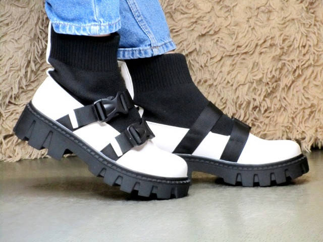 Купить Женские Черно Белые Ботинки деми, цена 675 ₴ — Prom.ua (ID ...